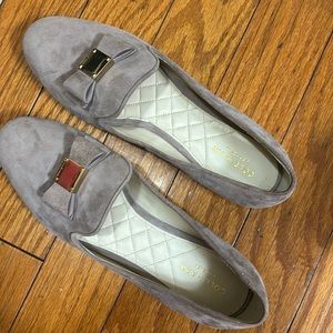 New never worn Cole haan loafers pink size 9